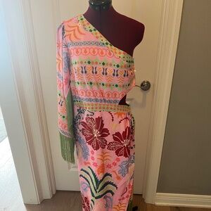 Asymmetric neckline beach dress